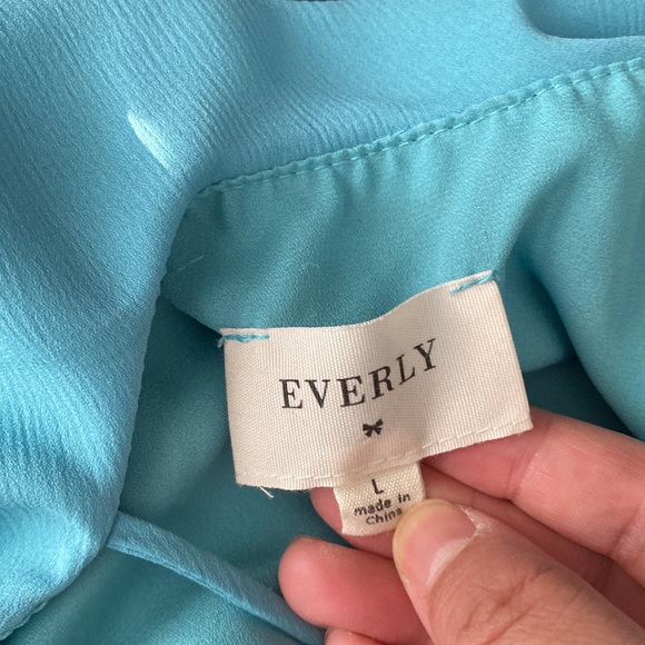 Little dress with ruffles - Picture 5 of 6